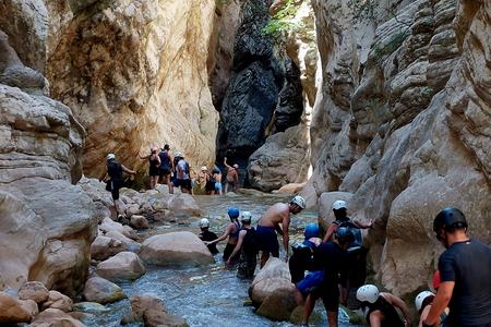 Νέδα - Rivertrekking & βουτιές σε βάθρες και καταρράκτες!