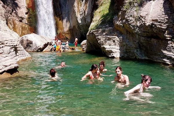 Καταρράκτης Μανικιάτης & Κύμη Ευβοίας - Rivertrekking & Swimming!